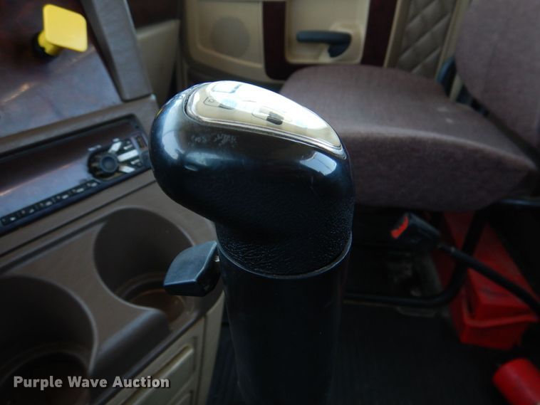 image for item KJ9867 2018 Freightliner Coronado  glider kit semi truck