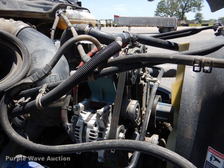 image for item KJ9867 2018 Freightliner Coronado  glider kit semi truck