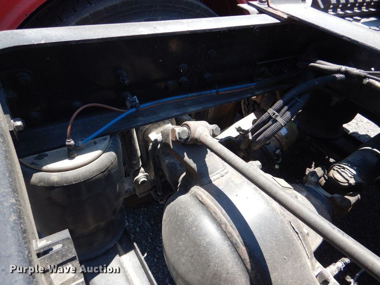 image for item KJ9867 2018 Freightliner Coronado  glider kit semi truck