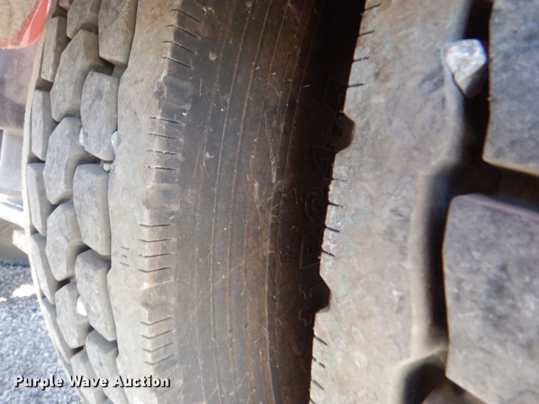 image for item KJ9867 2018 Freightliner Coronado  glider kit semi truck