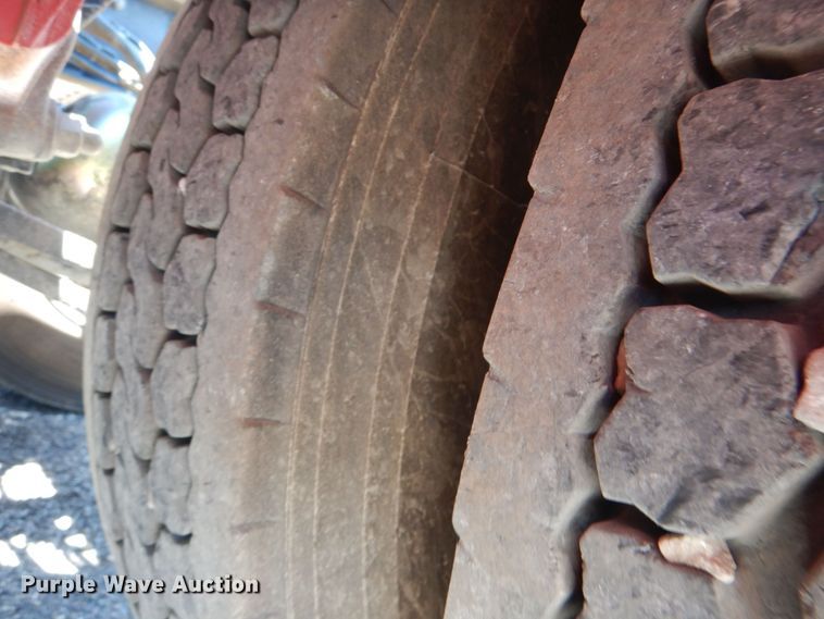 image for item KJ9867 2018 Freightliner Coronado  glider kit semi truck