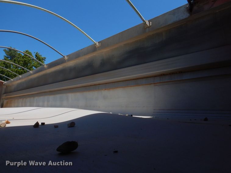 image for item KJ9868 2017 Nuttall S85 37 54  end dump trailer