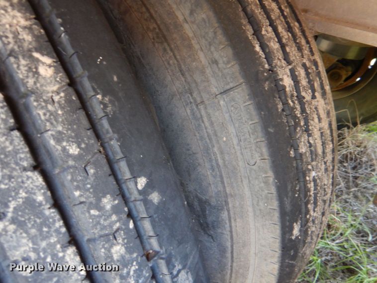 image for item KJ9868 2017 Nuttall S85 37 54  end dump trailer