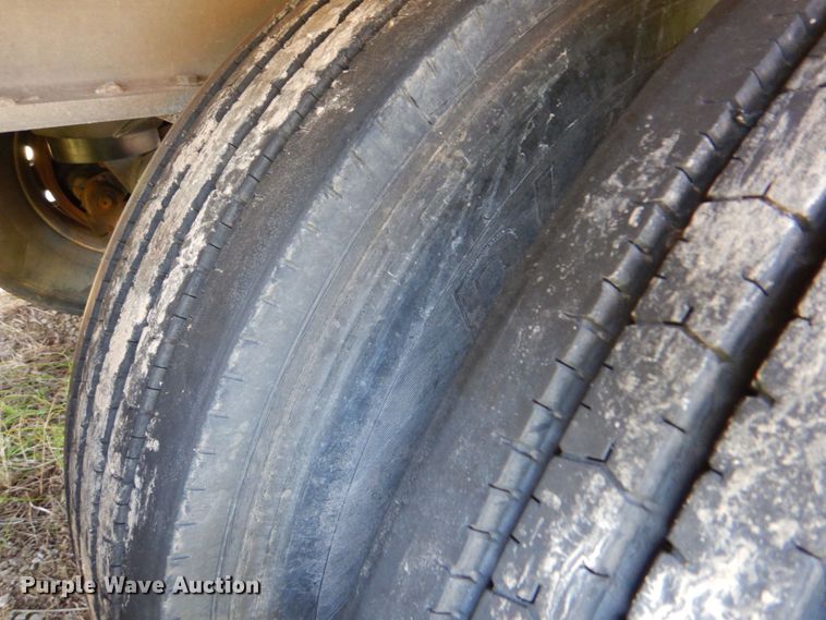 image for item KJ9868 2017 Nuttall S85 37 54  end dump trailer