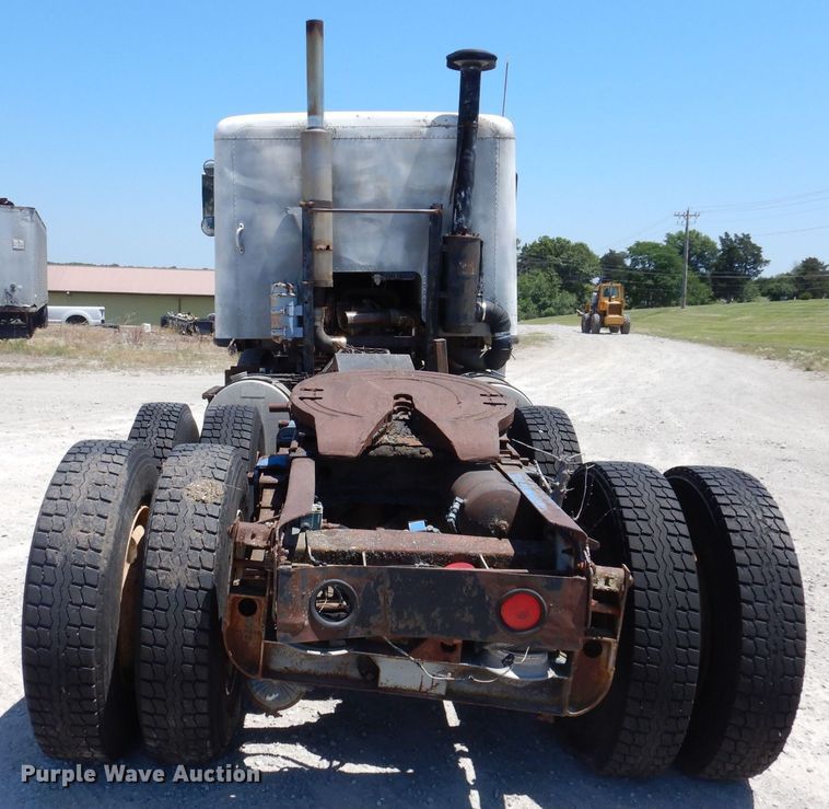 image for item KN9822 1976 GMC Astro  semi truck