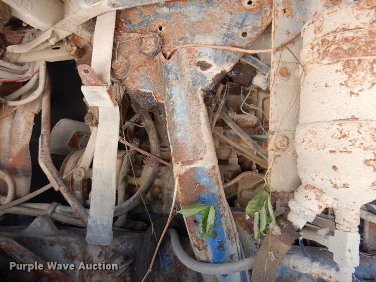 image for item KN9822 1976 GMC Astro  semi truck