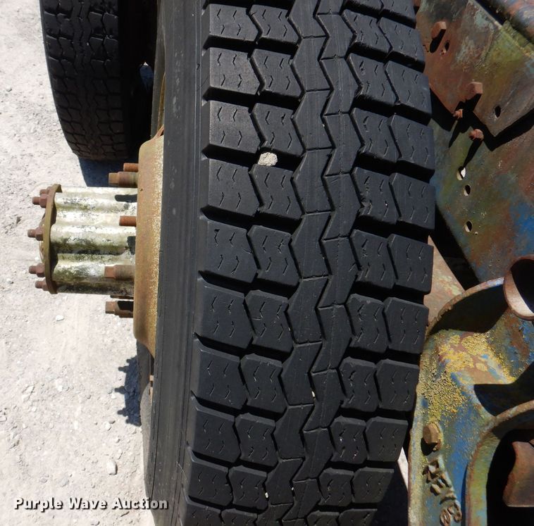 image for item KN9822 1976 GMC Astro  semi truck