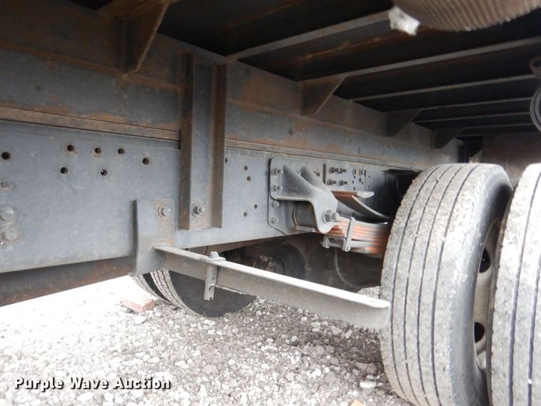 image for item KR9173 2006 Chevrolet T7500  flatbed truck