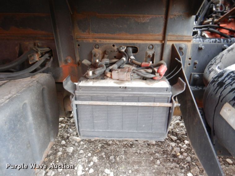 image for item KR9173 2006 Chevrolet T7500  flatbed truck