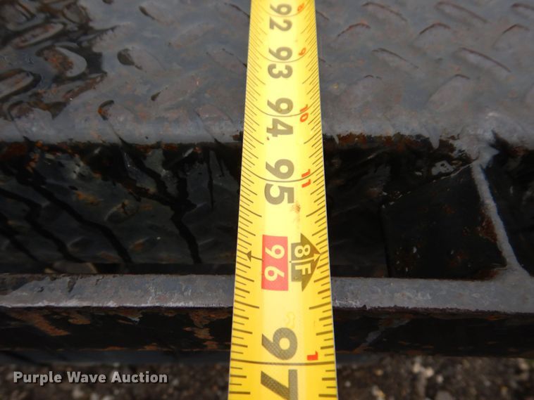 image for item KR9173 2006 Chevrolet T7500  flatbed truck