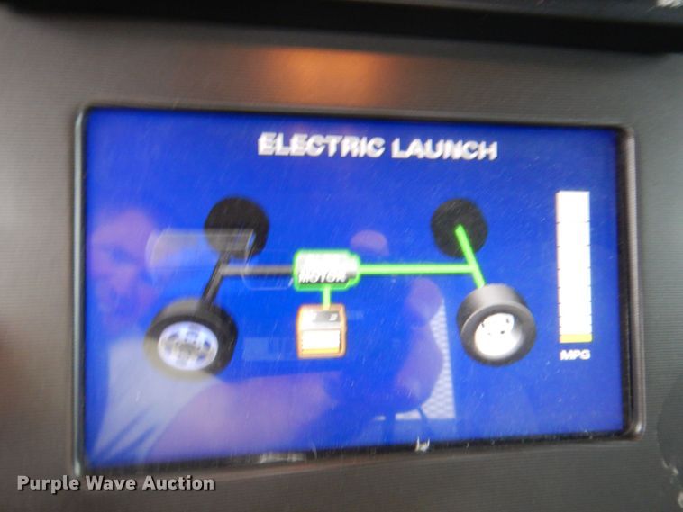 image for item KR9174 2009 Peterbilt 335  flatbed truck