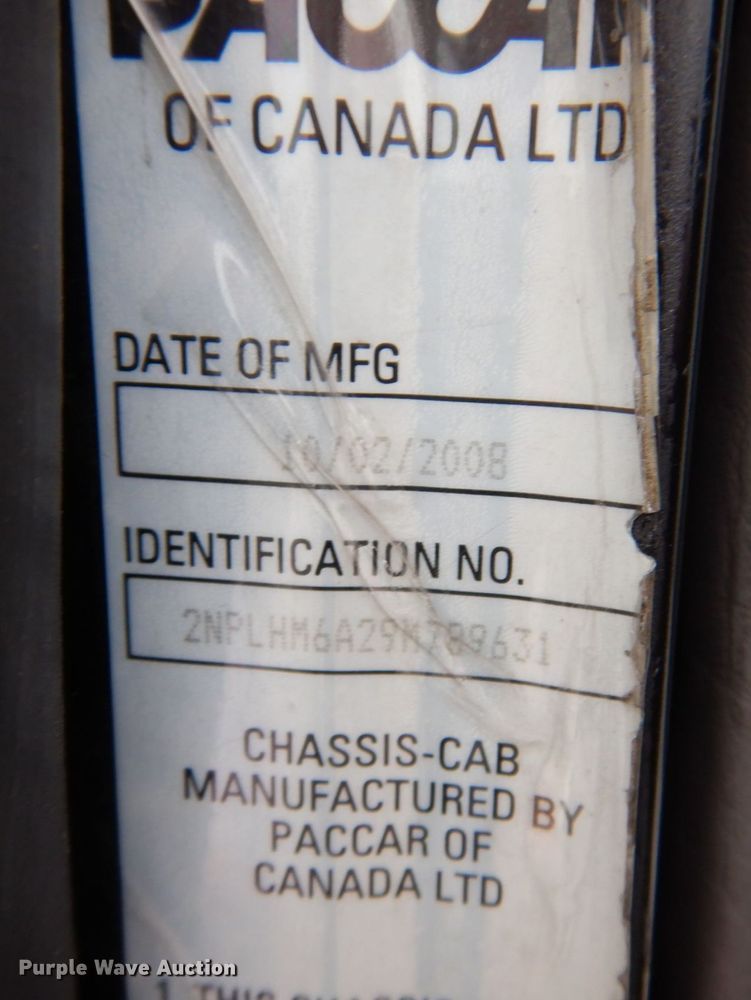 image for item KR9174 2009 Peterbilt 335  flatbed truck