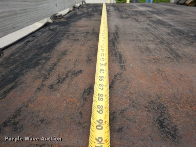 image for item KR9175 2001 International 4700  flatbed truck