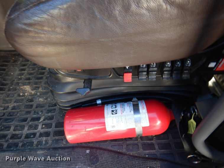 image for item KR9217 2014 Volvo VNL670  semi truck