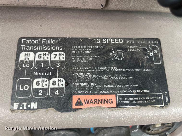 image for item LF9141 2005 Mack CXN613  semi truck