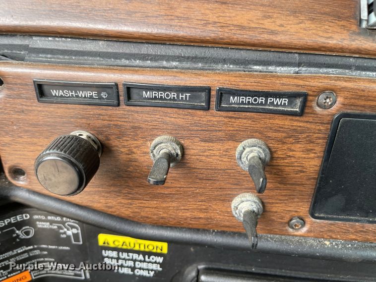 image for item LF9159 2008 Freightliner FLD  semi truck