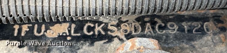 image for item LF9159 2008 Freightliner FLD  semi truck