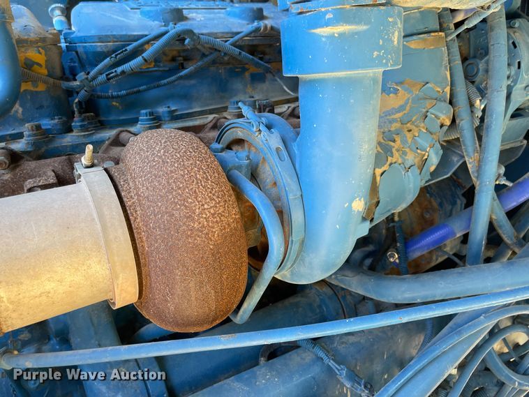 image for item LF9179 1994 Freightliner FLB  semi truck