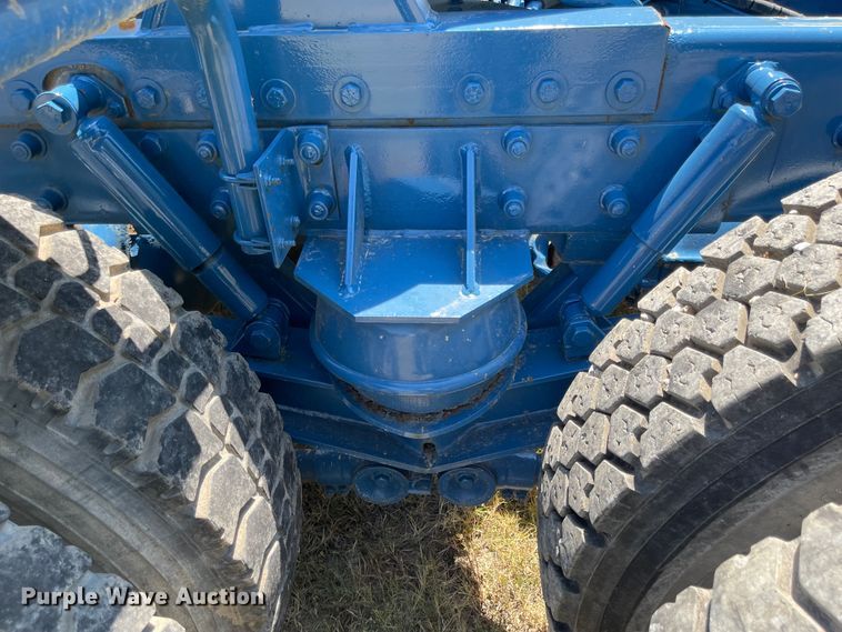 image for item LF9179 1994 Freightliner FLB  semi truck