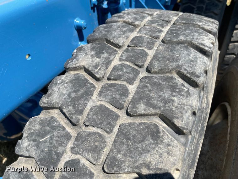 image for item LF9179 1994 Freightliner FLB  semi truck