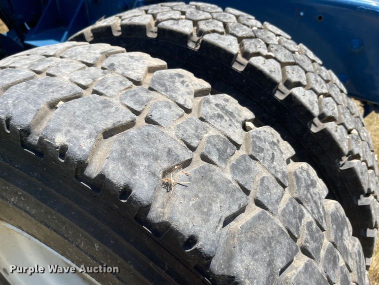 image for item LF9179 1994 Freightliner FLB  semi truck