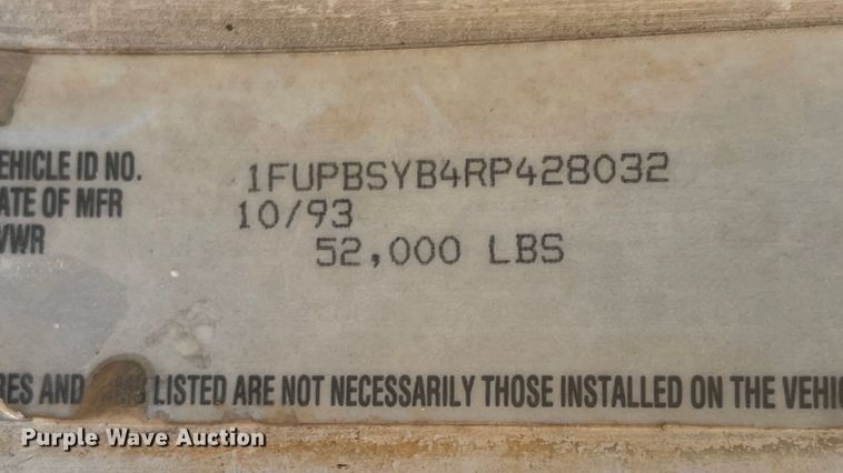 image for item LF9179 1994 Freightliner FLB  semi truck