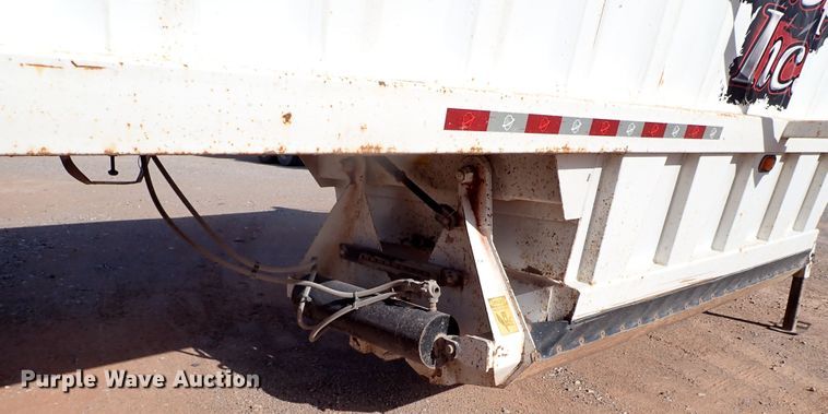 image for item LU9051 2015 Armor Lite SBD-40  bottom dump trailer