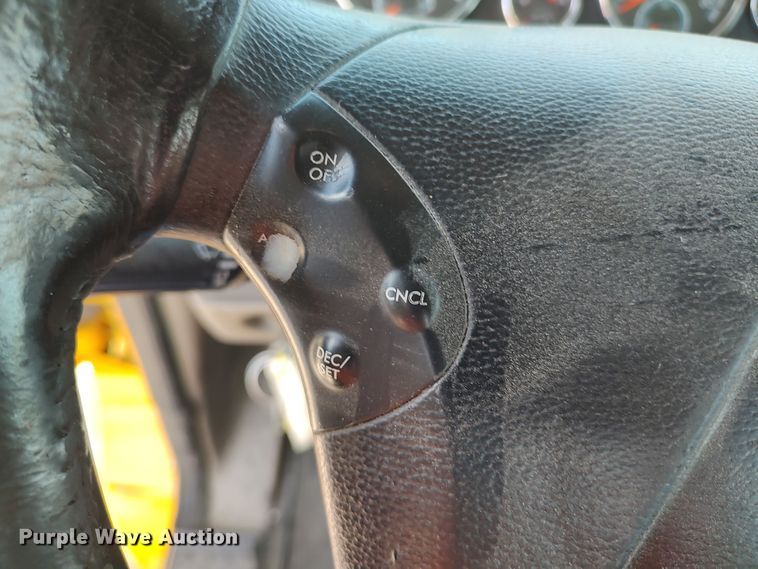 image for item LU9108 2018 Freightliner Cascadia 125  semi truck