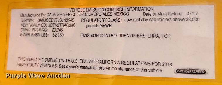 image for item LU9108 2018 Freightliner Cascadia 125  semi truck