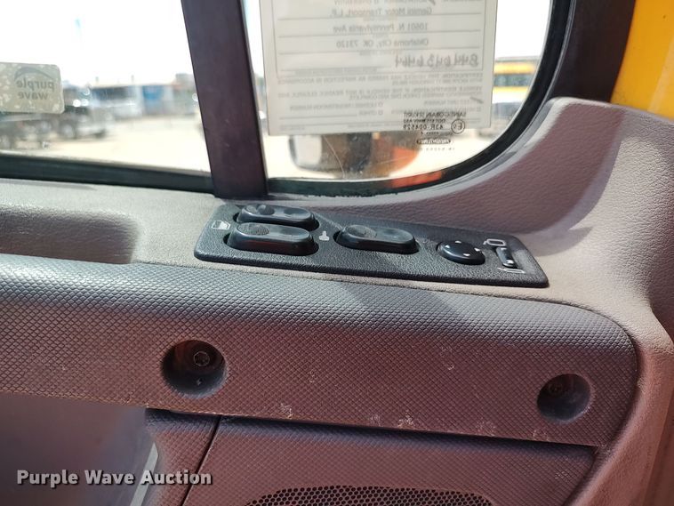 image for item LU9109 2015 Freightliner Cascadia 125  semi truck