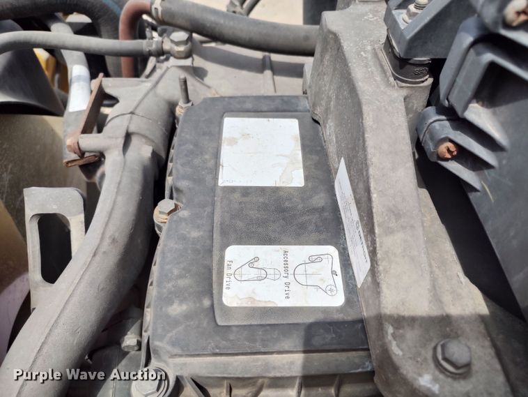 image for item LU9109 2015 Freightliner Cascadia 125  semi truck