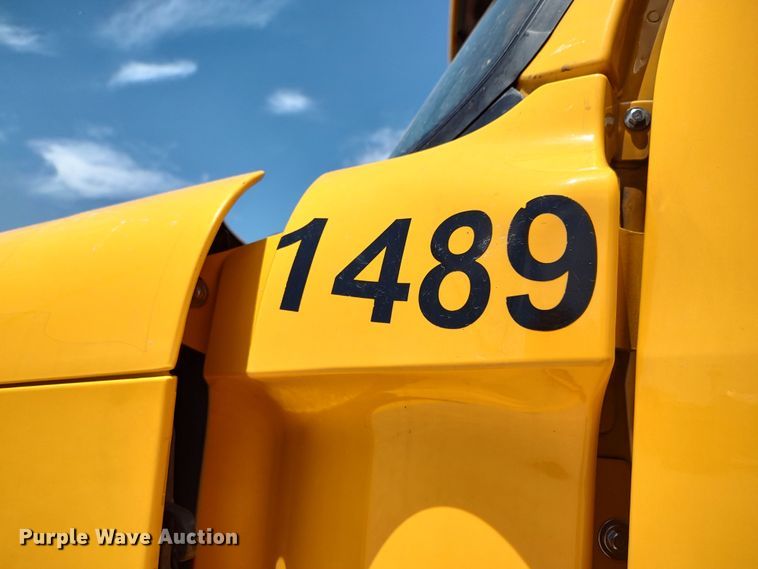 image for item LU9111 2018 Freightliner Cascadia 125  semi truck