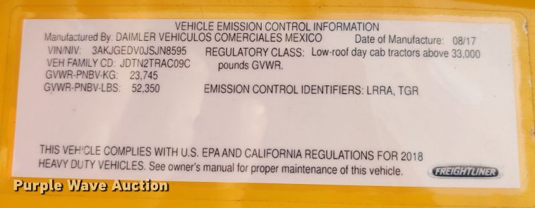 image for item LU9112 2018 Freightliner Cascadia 125  semi truck