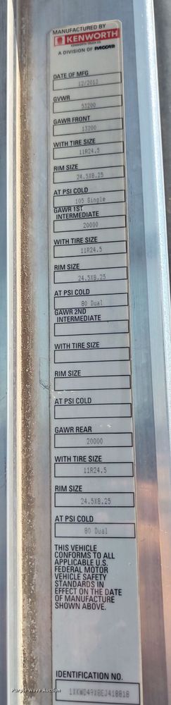 image for item LU9152 2014 Kenworth W900  semi truck