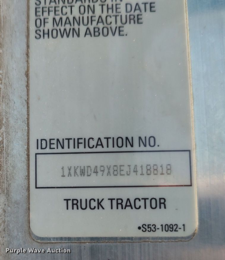 image for item LU9152 2014 Kenworth W900  semi truck