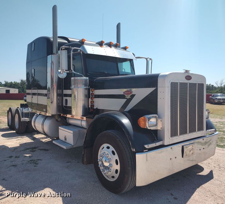 image for item LU9154 2007 Peterbilt 379  semi truck