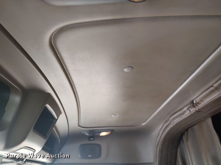 image for item LU9154 2007 Peterbilt 379  semi truck