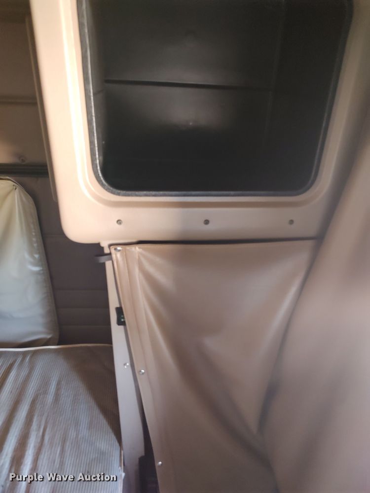 image for item LU9154 2007 Peterbilt 379  semi truck