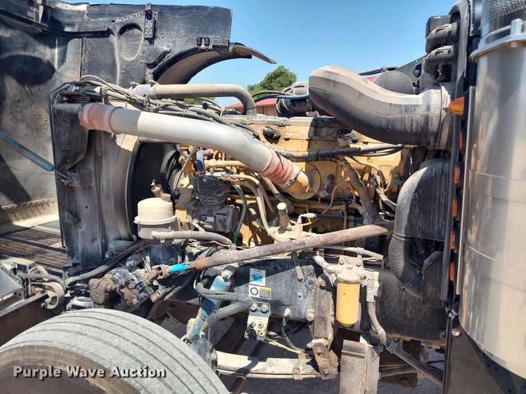 image for item LU9154 2007 Peterbilt 379  semi truck