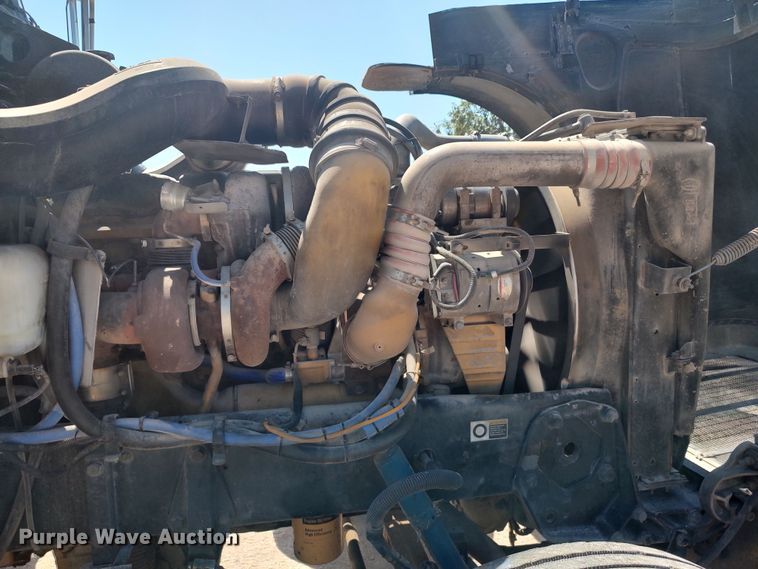 image for item LU9154 2007 Peterbilt 379  semi truck