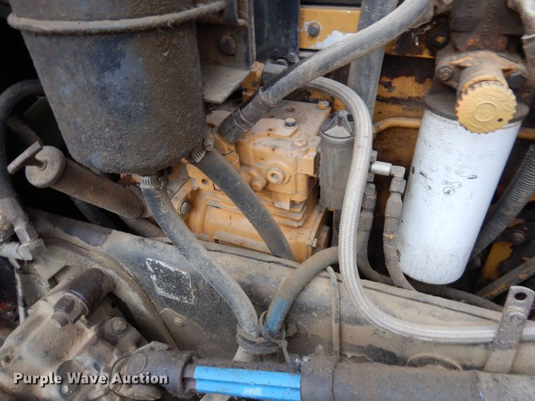 image for item MF9673 2001 Peterbilt 379  semi truck