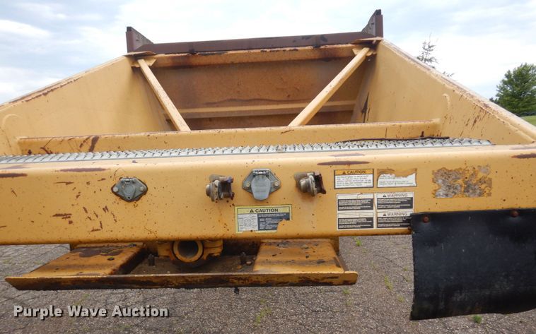 image for item MF9675 1998 Load King 2060  bottom dump trailer