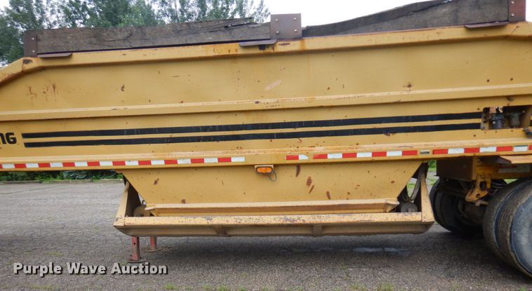 image for item MF9675 1998 Load King 2060  bottom dump trailer