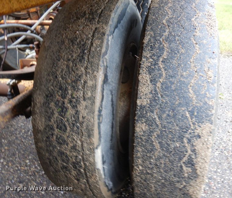 image for item MF9675 1998 Load King 2060  bottom dump trailer