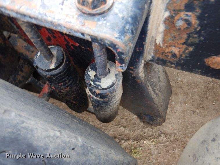 image for item MF9678 1995 Mack CH613  semi truck