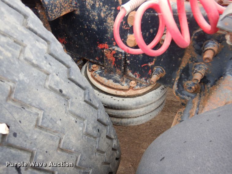 image for item MF9678 1995 Mack CH613  semi truck