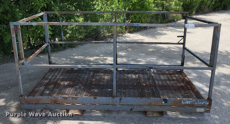 image for item DJ1644 Man basket