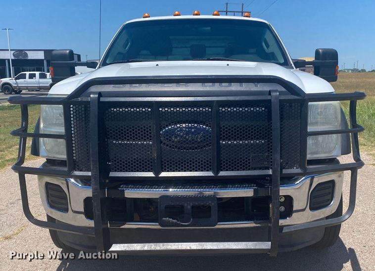 image for item DK6246 2012 Ford F450 Super Duty  flatbed truck