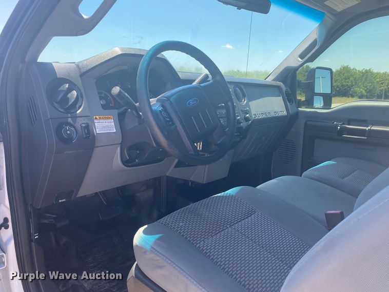 image for item DK6246 2012 Ford F450 Super Duty  flatbed truck