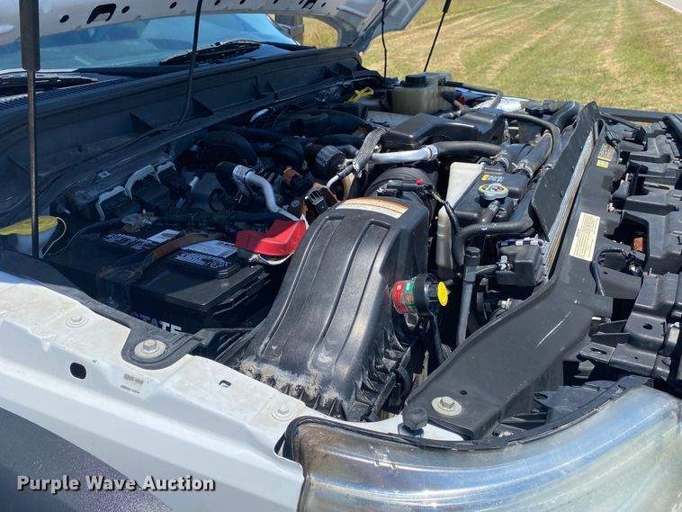 image for item DK6246 2012 Ford F450 Super Duty  flatbed truck